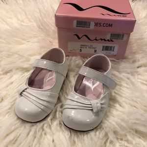 🛍 Nina White Mary Jane Dress Shoes